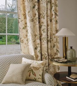 Alloway Fabric by Colefax and Fowler Ivory/Green