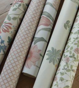 Angsflora Wallpaper by Borastapeter Navy