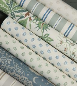 Arboretum Wallpaper by Borastapeter Blue