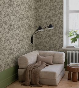 Archive Flower Wallpaper by Borastapeter Barite