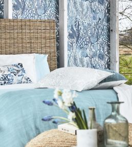 Aurelia Wallpaper by Harlequin French Grey / Silver