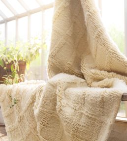 Chhatwal & Jonsson Badal - Traceable rug Off White DH582601-21 Off White