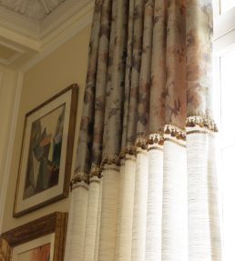Bagatelle Tassel Fringe Trimming by Samuel & Sons Hydrangea