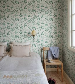 Bellis Wallpaper by Sandberg Emerald