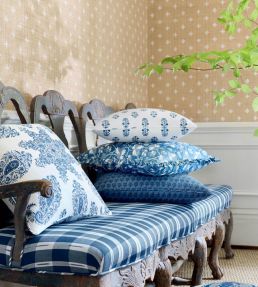 Bethany Wallpaper by Thibaut Beige on Off White