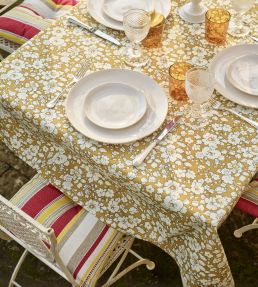 Betsy Bloom in Easton Fabric by Liberty Fennel