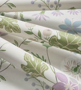 Bloom Wallpaper by Thibaut Natural