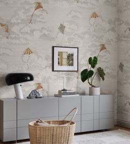 Bonnie and Kites Mural by Sandberg Graphite