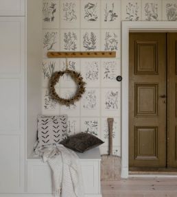 Botanica Mural by Sandberg Graphite