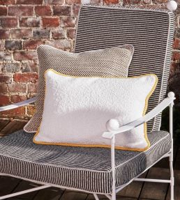 Boucle Fabric by Madeaux 01 Blanc