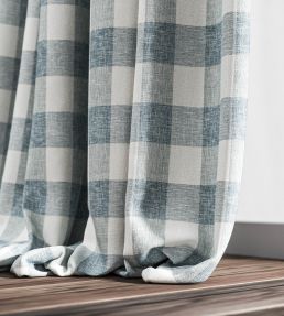Bridlington Fabric by Warwick Seamist