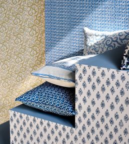 Nandana Wallpaper by Clarke & Clarke Blush