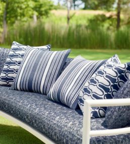 Cestino Fabric by Thibaut Seashell