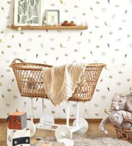 Companions Of The Jungle Wallpaper by Casadeco Vert Feuille