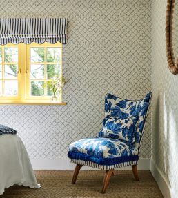 Daisy Trellis Wallpaper by Harlequin Emerald/Pearl