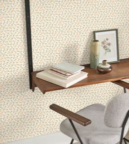 Darwin Tulip Wallpaper by Casadeco Camel / Rose