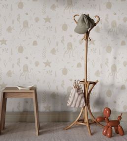 Della Wallpaper by Sandberg Beige