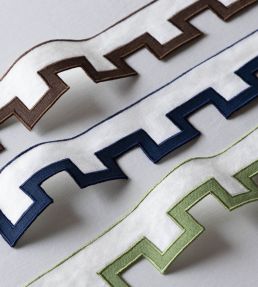 Devon Applique Border Trimming by Samuel & Sons Leaf