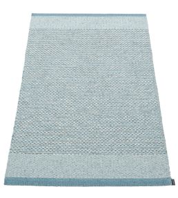 Pappelina Edit rug Dove Blue/Blue Fog/Stone Metallic ET3I712 Dove Blue/Blue Fog/Stone Metallic