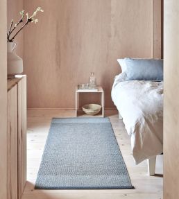 Pappelina Edit Runner rug Mud/Vanilla/Linen Metallic ET6B720 Mud/Vanilla/Linen Metallic