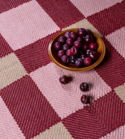Layered Evelina Kroon Jute rug Plum Punch EKJP140200 Plum Punch