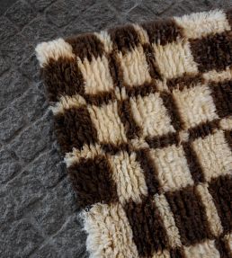 Layered Evelina Kroon Rya rug Chestnut EKSHCH180270 Chestnut