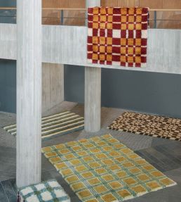 Layered Evelina Kroon Rya rug Currant Bush EKSHCB180270 Currant Bush