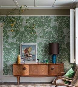 Helleborus Wallpaper by Farrow & Ball 2