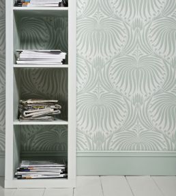 Lotus Wallpaper by Farrow & Ball Skimming Stone / Pointing