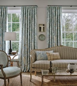 Fernanda Fabric by Colefax and Fowler Old Pink