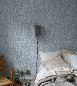 Ferns Wallpaper by Borastapeter Blue