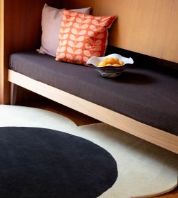 Orla Kiely Flower Spot Round rug Ecru/Black 158409150001-US Ecru/Black