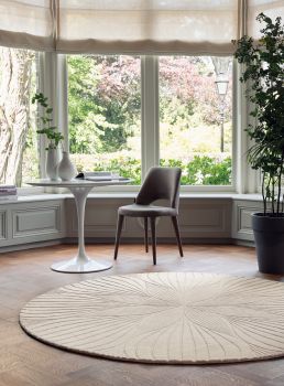 Wedgwood Folia Round rug Stone 38301-150 Stone