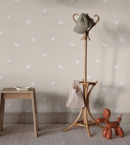 Frida Wallpaper by Sandberg Sandstone