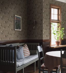 Gerdas Bard Wallpaper by Borastapeter Blue/Brown