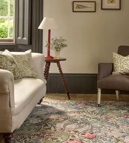 Morris & Co Golden Lily rug Green/Red 130107140200 Green/Red