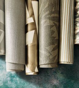 Gradiate Wallpaper by Harlequin Ebony Parchment