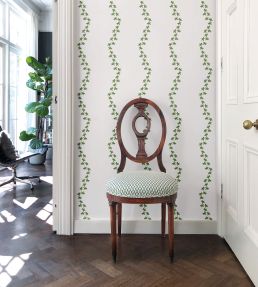 Guirlande Wallpaper by Ottoline Green