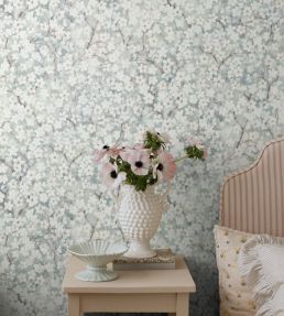 Hanami Wallpaper by Borastapeter Blossom