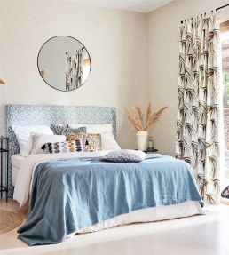 Nakuru Wallpaper by Harlequin Graphite