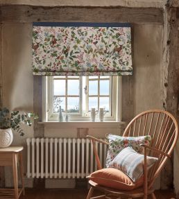 Hedgerow Fabric by Prestigious Textiles Woodrose