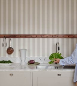 Henrik Wallpaper by Sandberg Light Gray