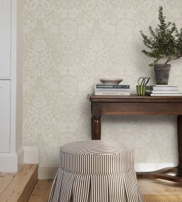 Hildasholm Wallpaper by Borastapeter Linen