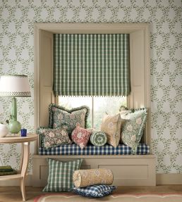 Hollingbourne Trellis Wallpaper by Nina Campbell Green