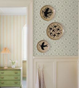 Idun Wallpaper by Borastapeter Green