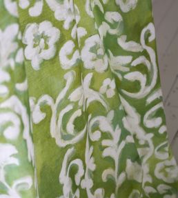 Isolotto Fabric by Designers Guild Grass