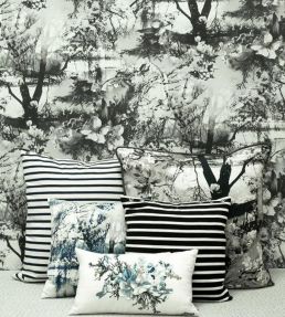 Brume Wallpaper by Jean Paul Gaultier Ecru / Noir