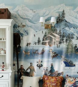 Kaprun Mural by MINDTHEGAP Black/Red/Blue/Green