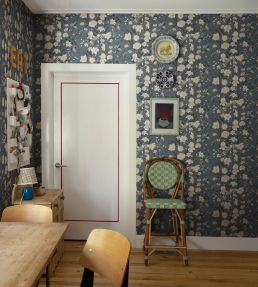 Karins Bukett Wallpaper by Sandberg Indigo