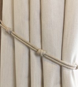 Knotted Tie Back Trimming by Villa Nova Stucco